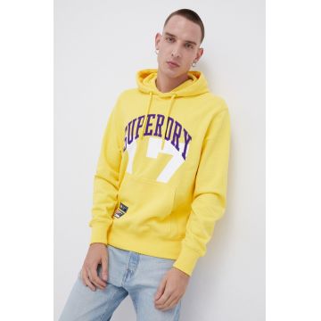 Superdry Hanorac de bumbac bărbați, culoarea galben, cu imprimeu