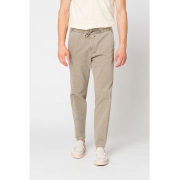 Pantaloni chino slim fit Gyte