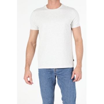 Tricou regular fit cu decolteu la baza gatului