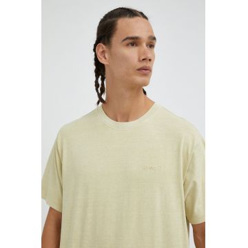 Levi's tricou din bumbac culoarea verde, neted